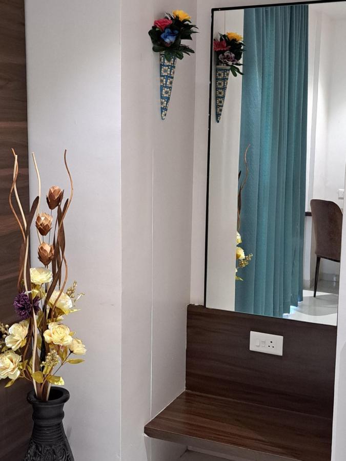 Bouquet Residency Hotell Nāsik Eksteriør bilde